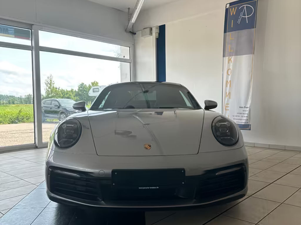 Porsche 911 992 Carrera