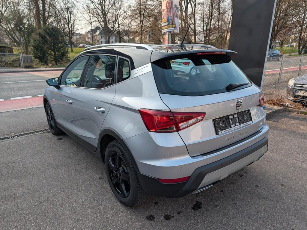 Seat Arona