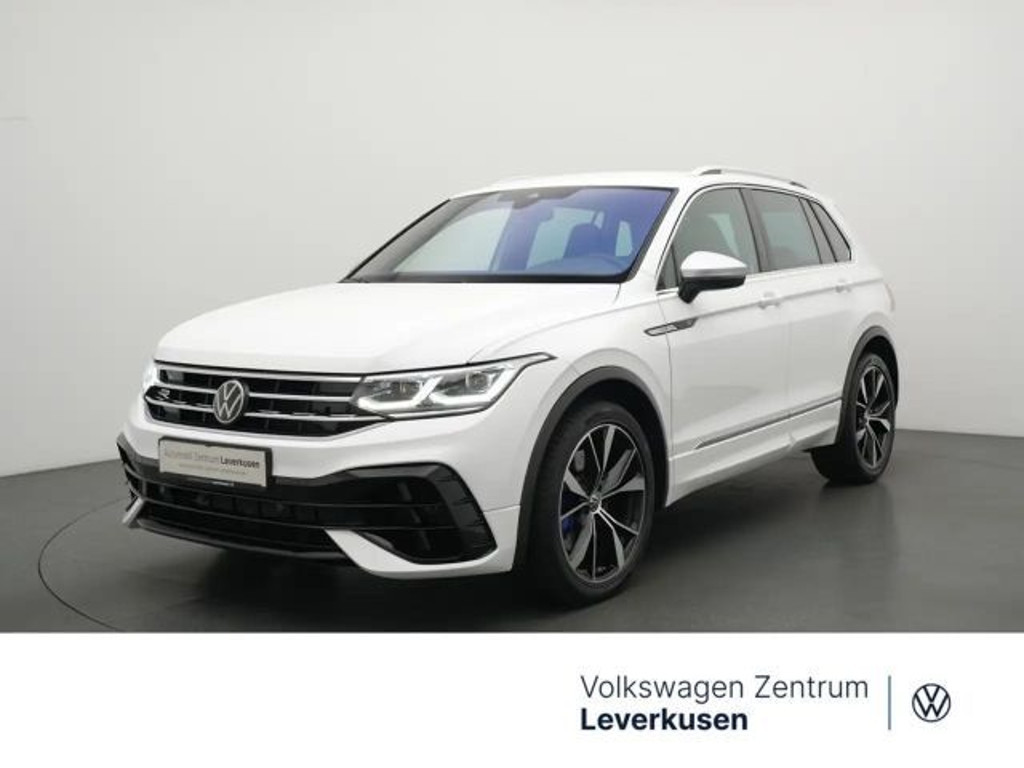 Volkswagen Tiguan R MATRIX AHK ACC NAVI VIRT LEDER DCC K