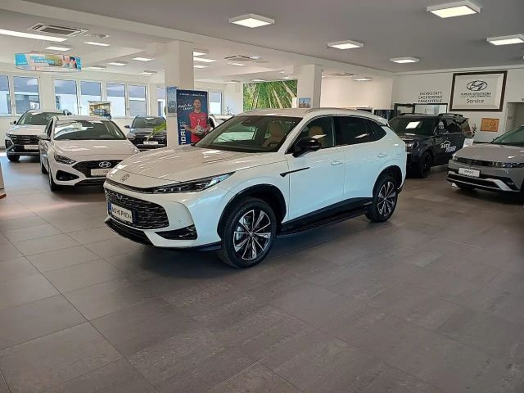 MG HS