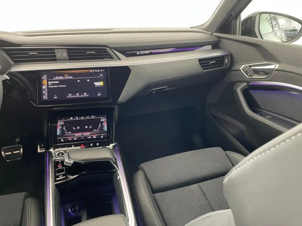 Audi Q8 e-tron