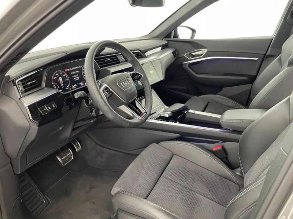 Audi Q8 e-tron