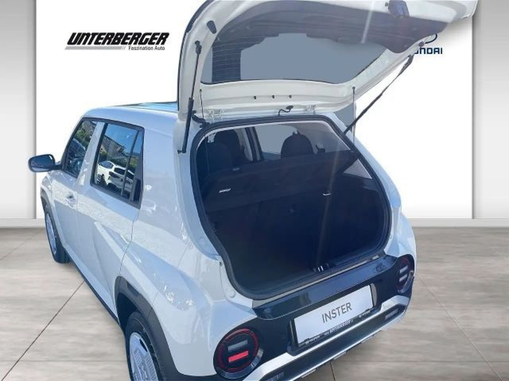 Hyundai INSTER