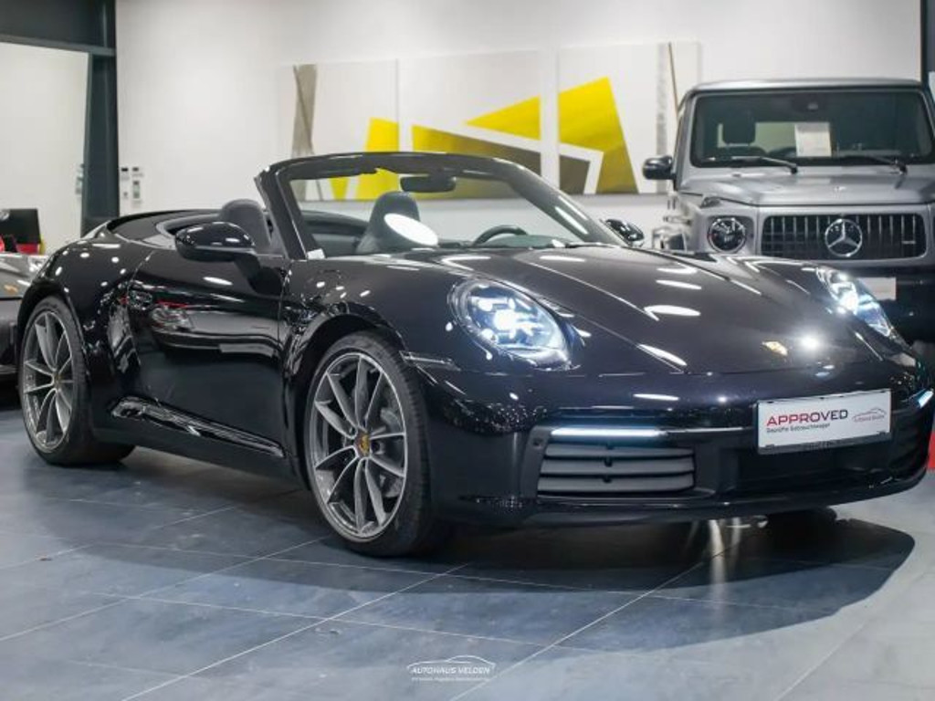 Porsche 911 992 Carrera Cabriolet