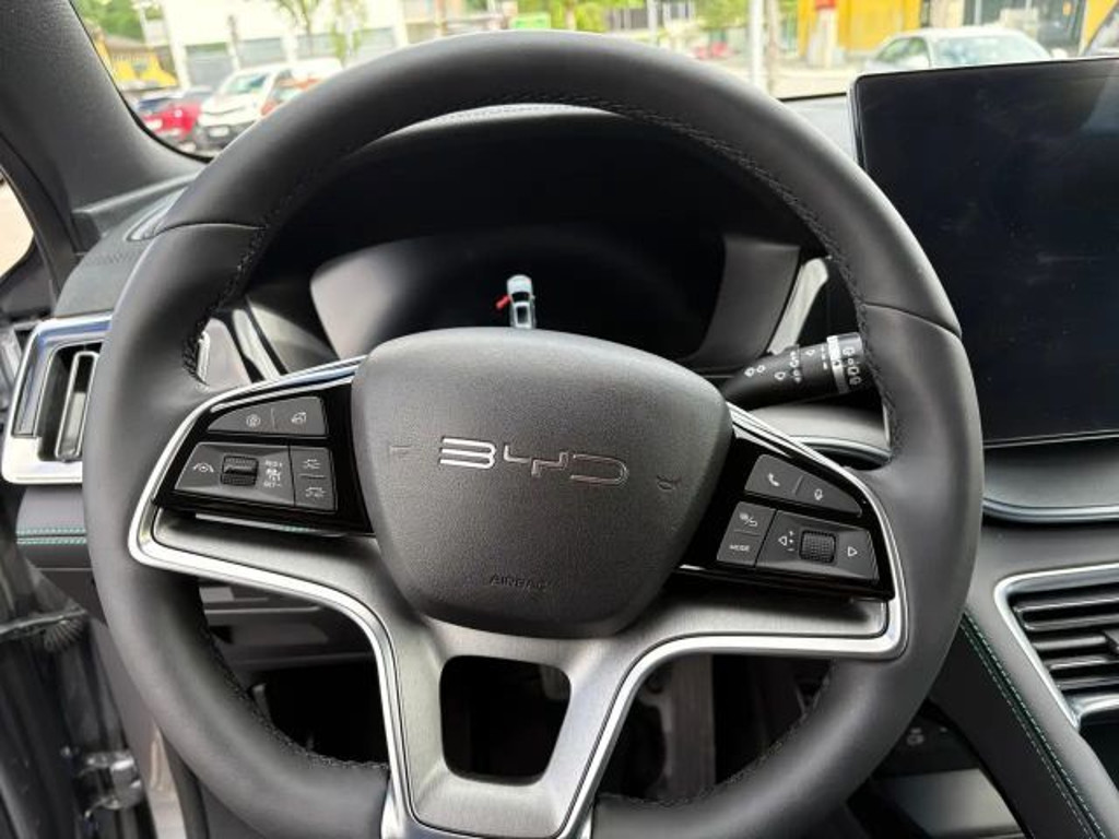 BYD Seal U