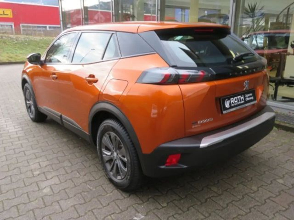 Peugeot e-2008