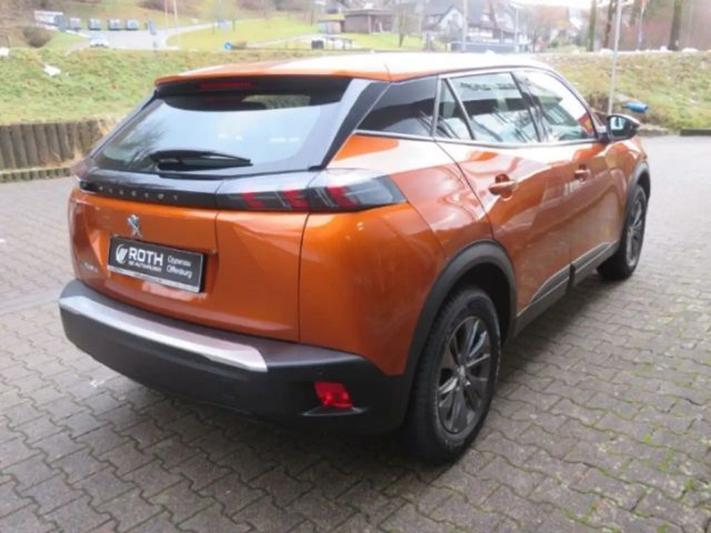 Peugeot e-2008