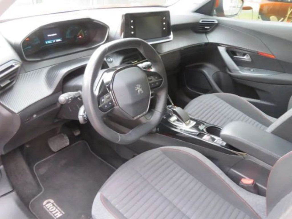 Peugeot e-2008