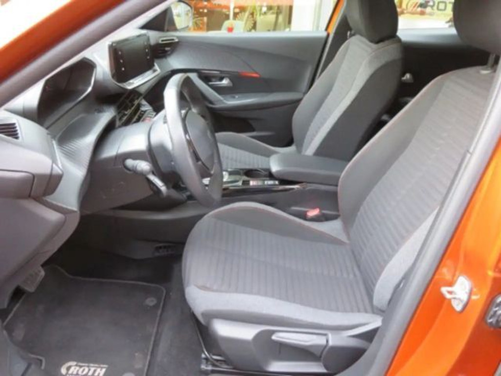 Peugeot e-2008
