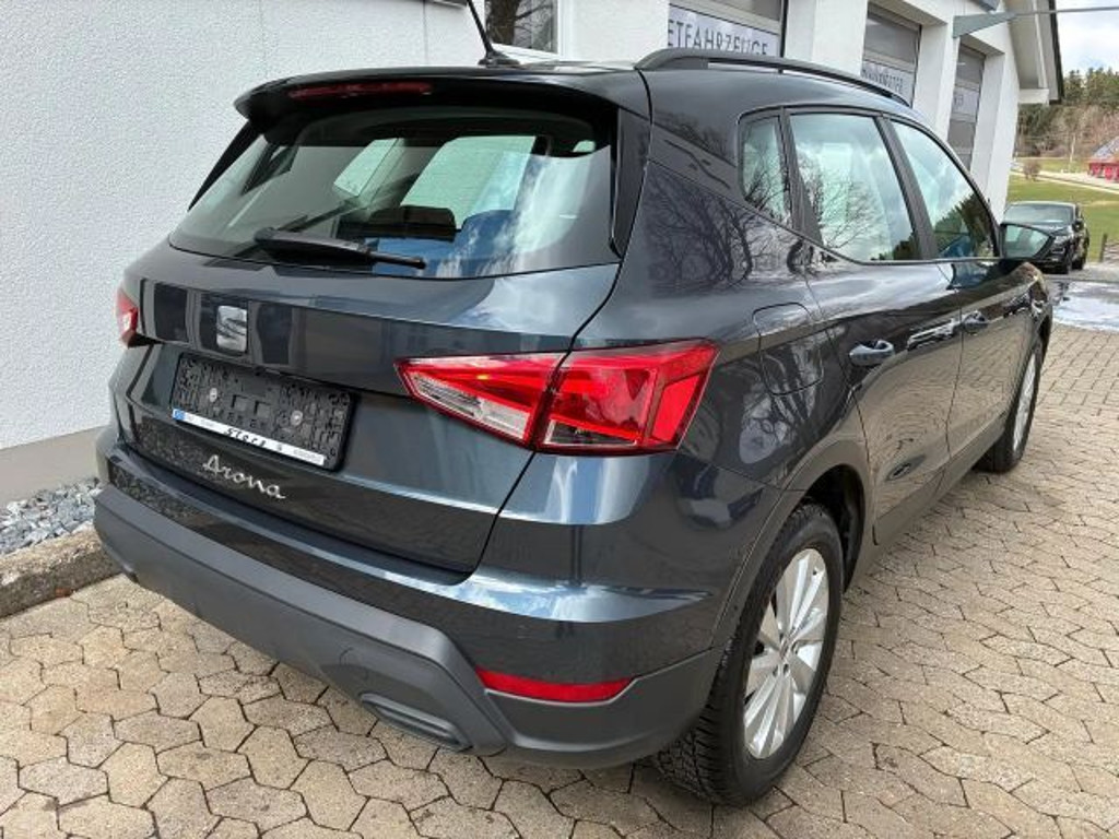 Seat Arona