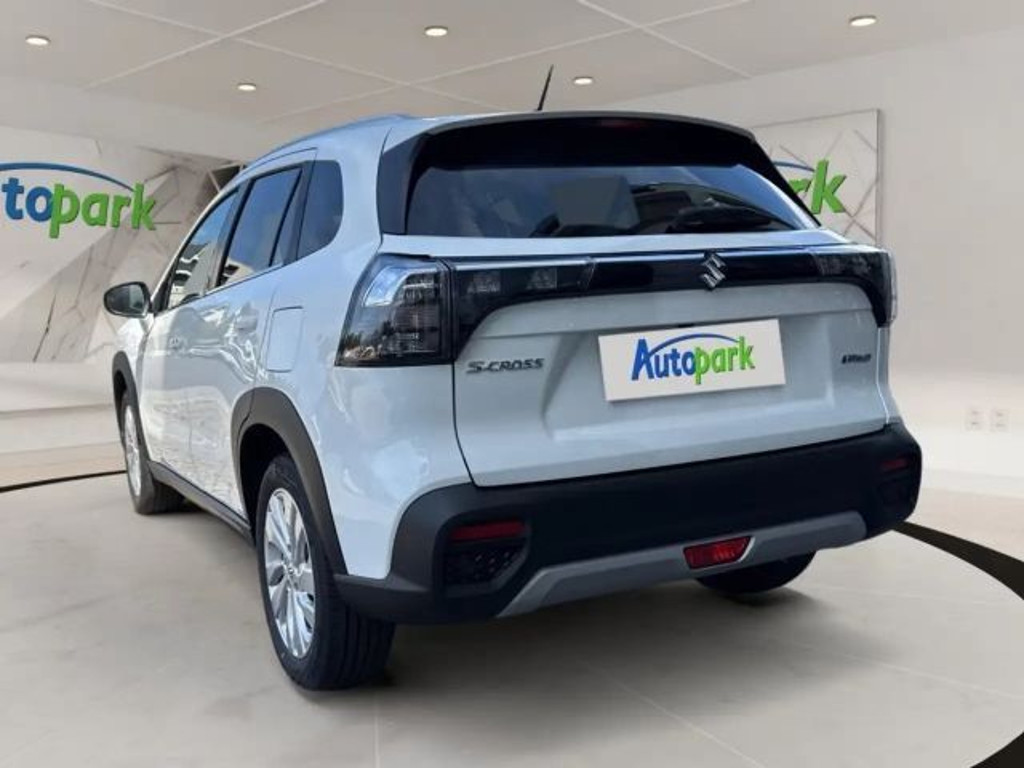 Suzuki S-Cross