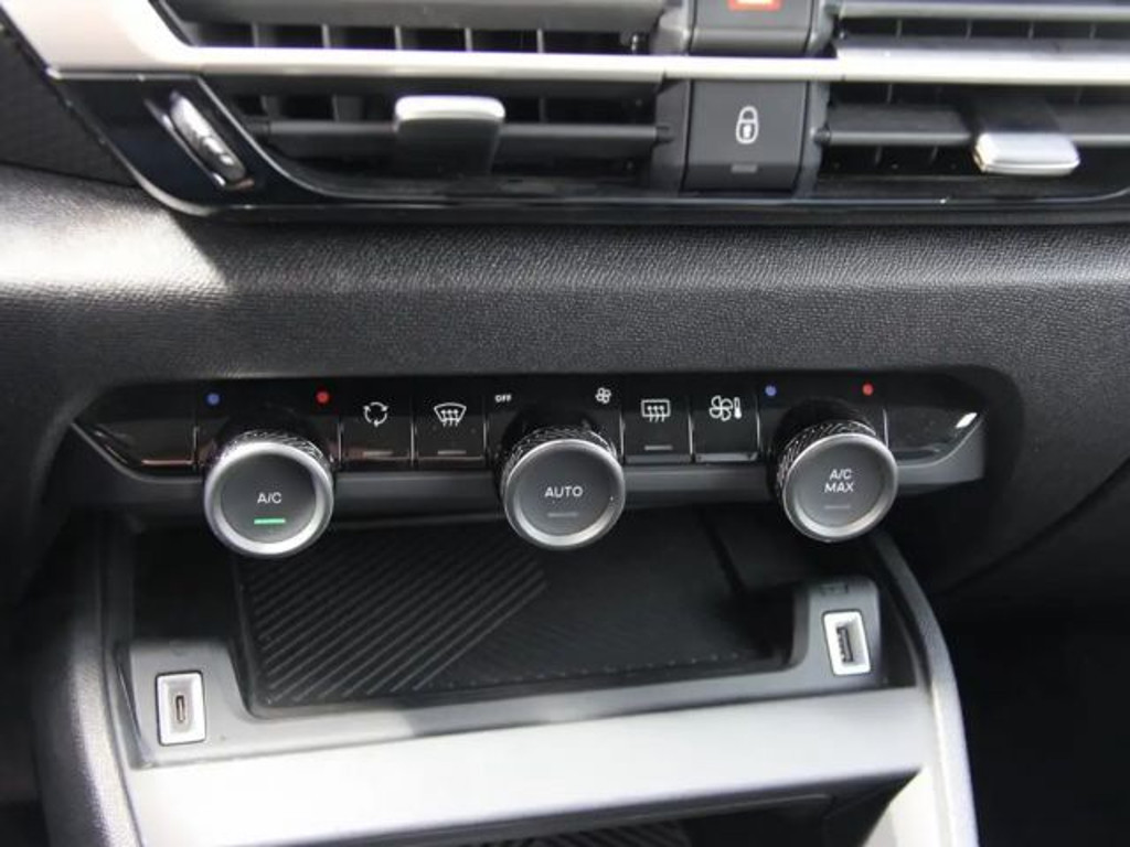Citroën C4 X