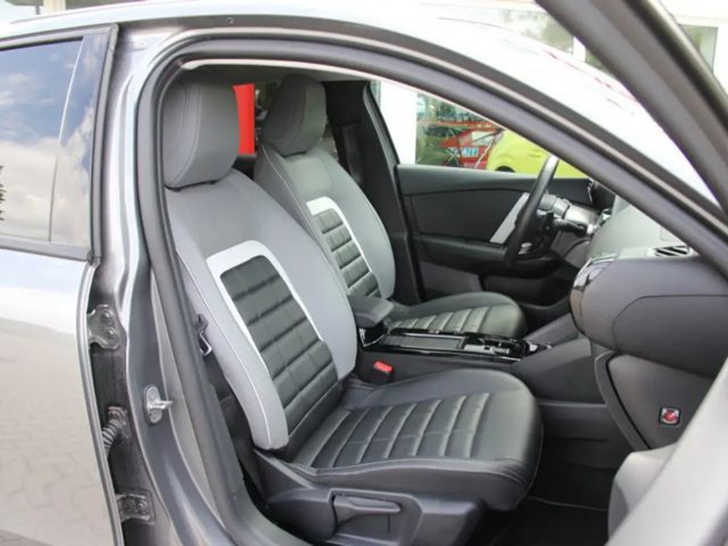 Citroën C4 X