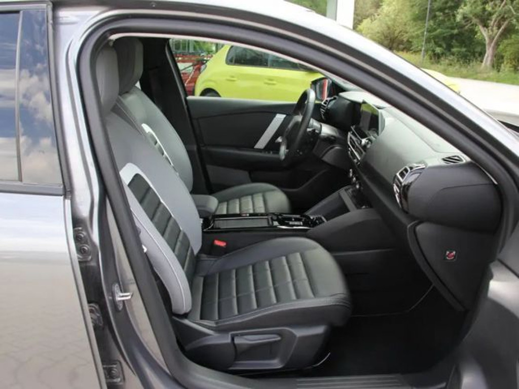 Citroën C4 X