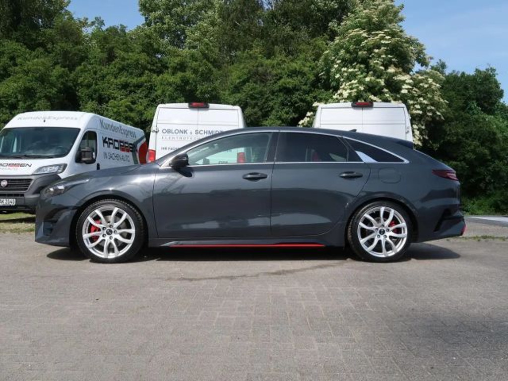 Kia ProCeed