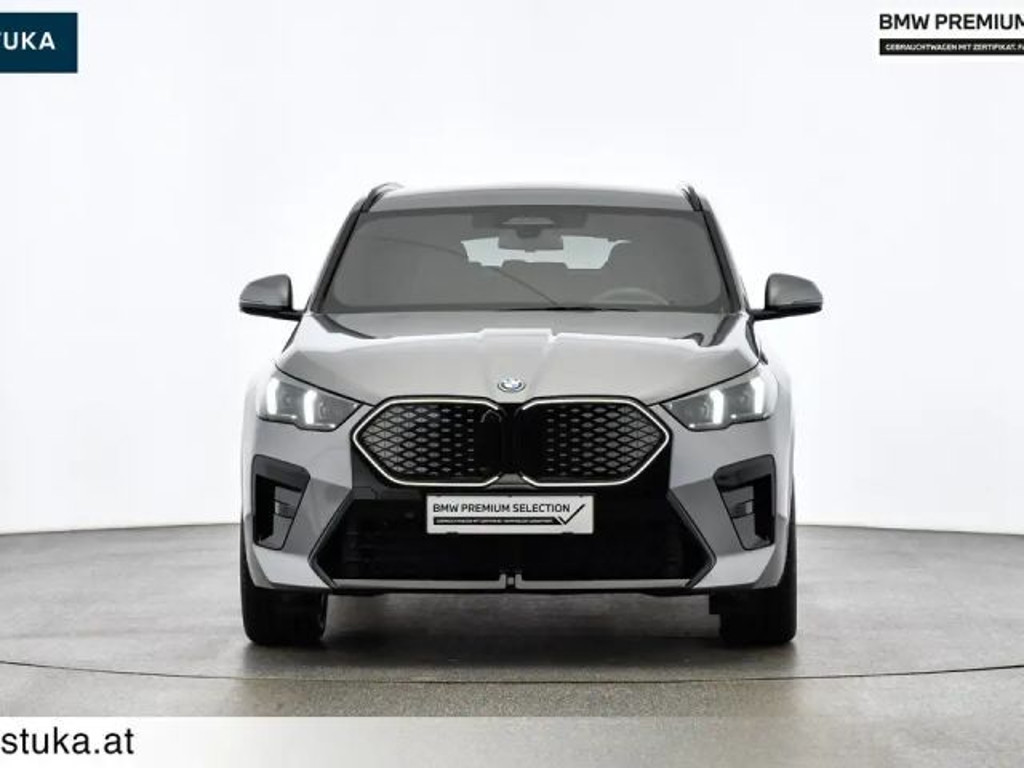 BMW iX2