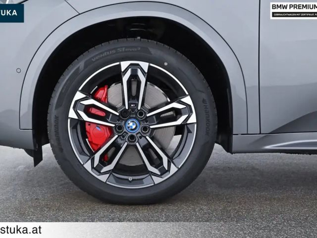 BMW iX2