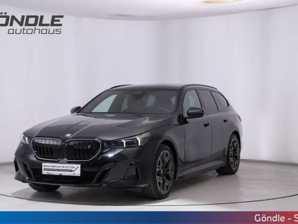 BMW i5 eDrive40