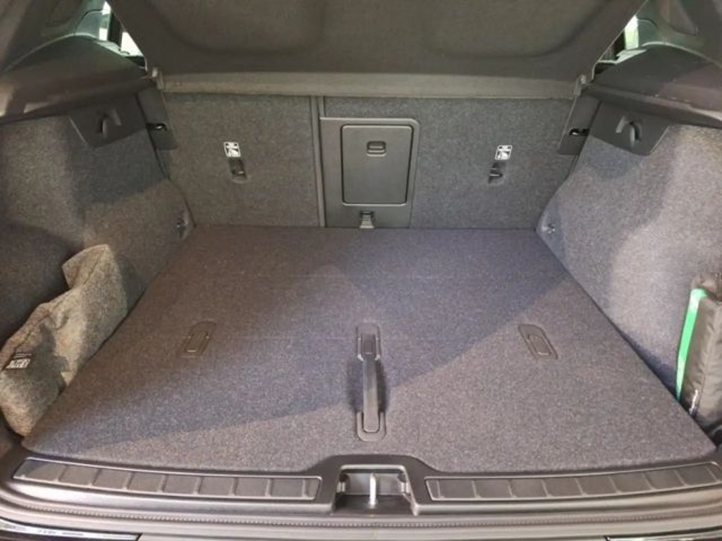 Volvo EX40