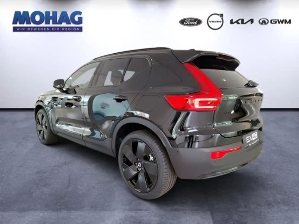 Volvo EX40