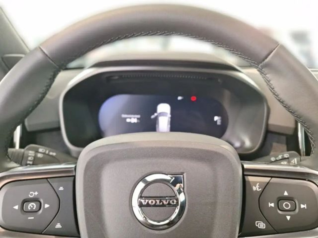 Volvo EX40