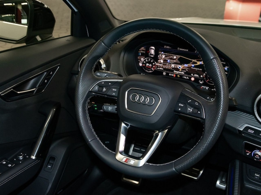 Audi SQ2