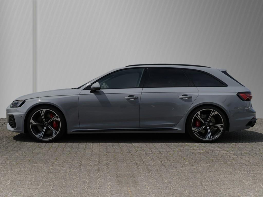 Audi RS4