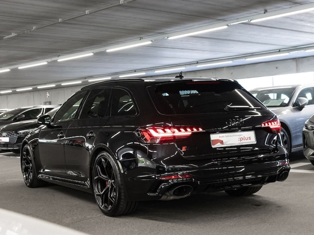 Audi RS4