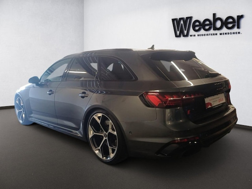 Audi RS4