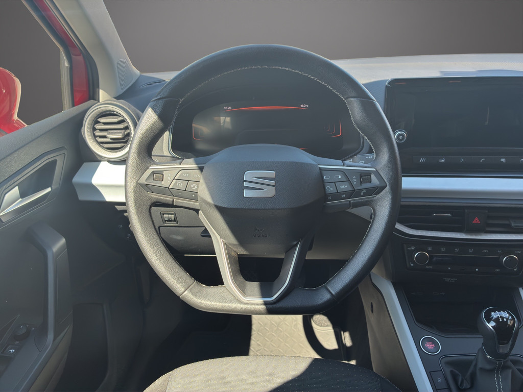 Seat Arona