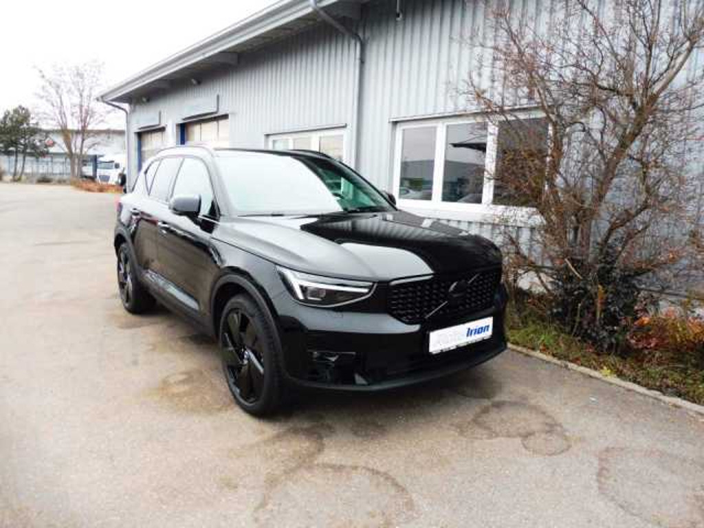 Volvo XC40 Plus