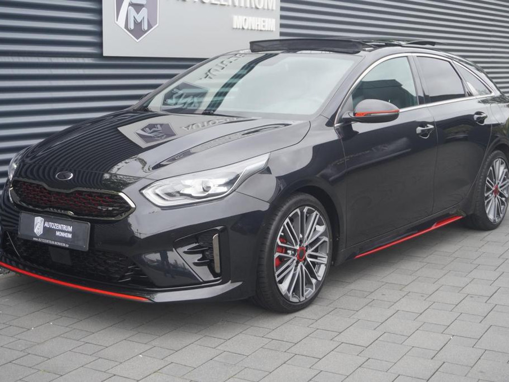 Kia ProCeed