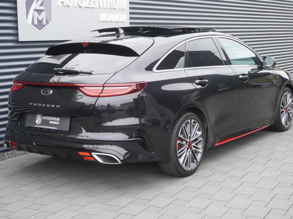 Kia ProCeed
