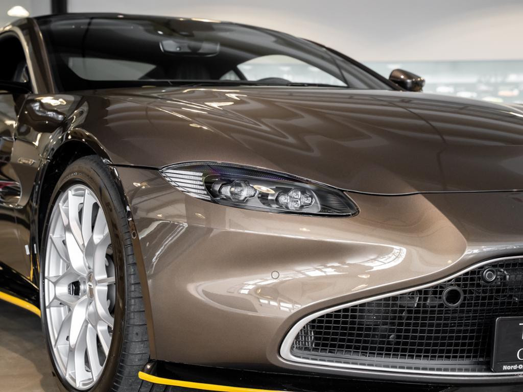 Aston Martin V8 Vantage