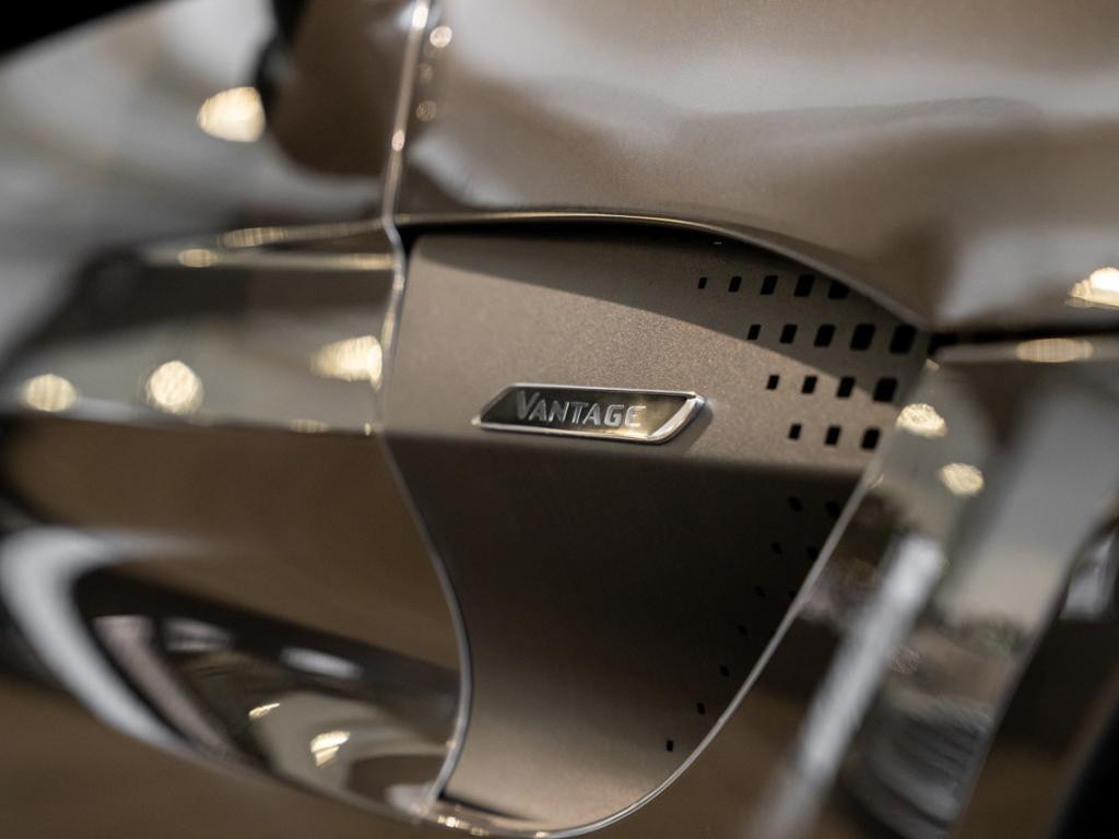 Aston Martin V8 Vantage
