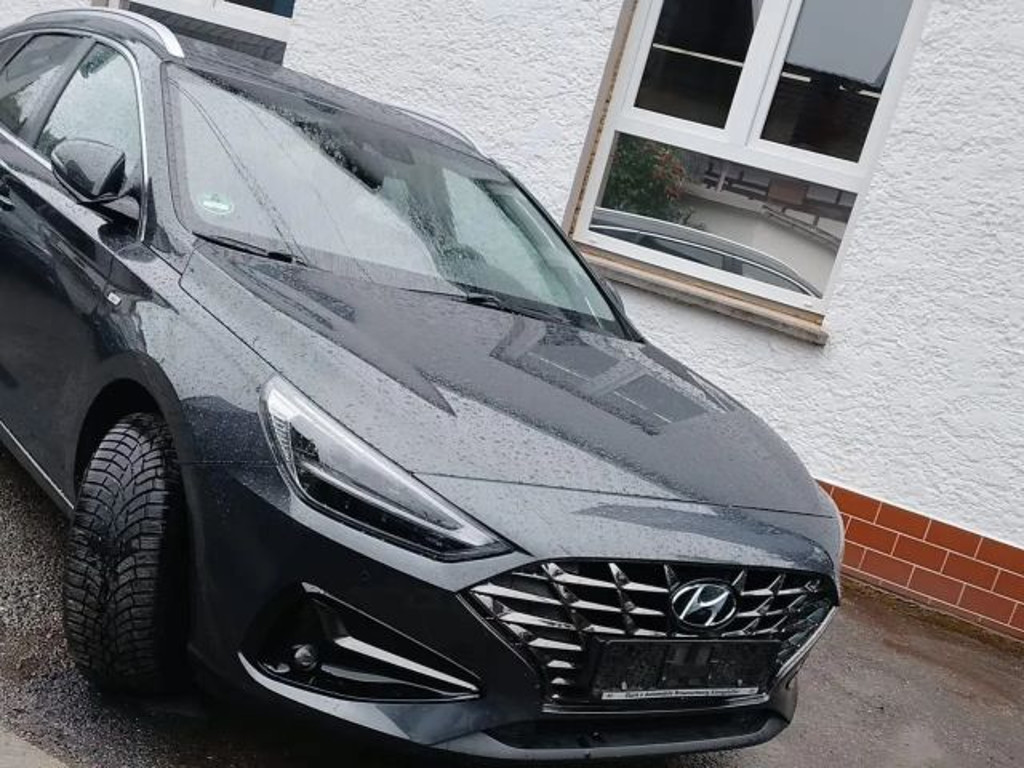 Hyundai i30 T-GDi Hybrid Prime