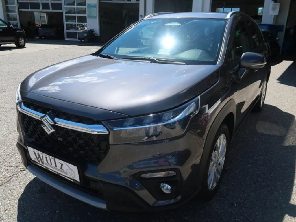 Suzuki S-Cross