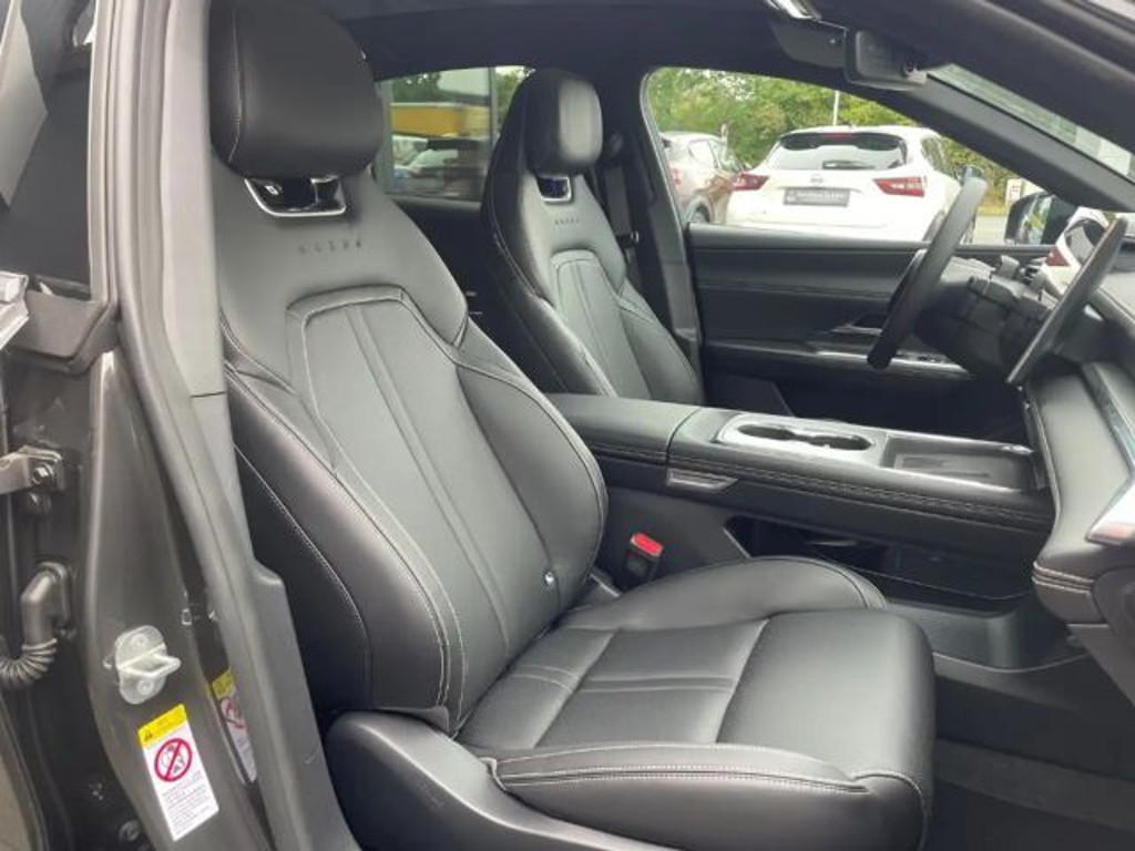 Mazda 6e