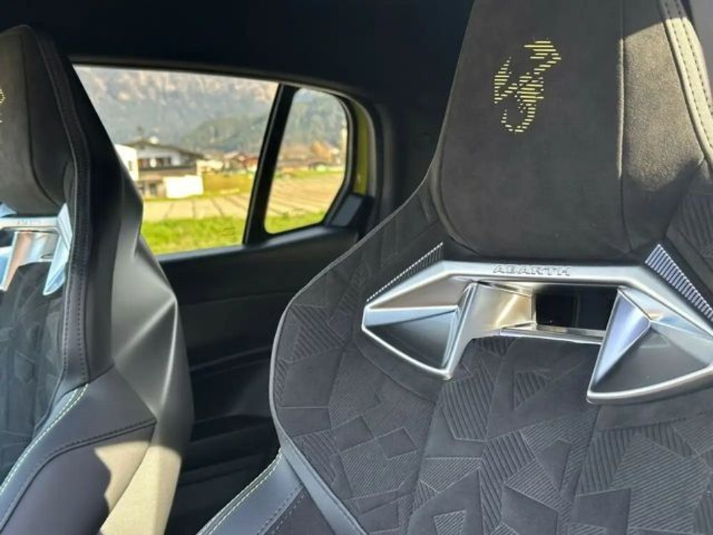 Abarth 600e