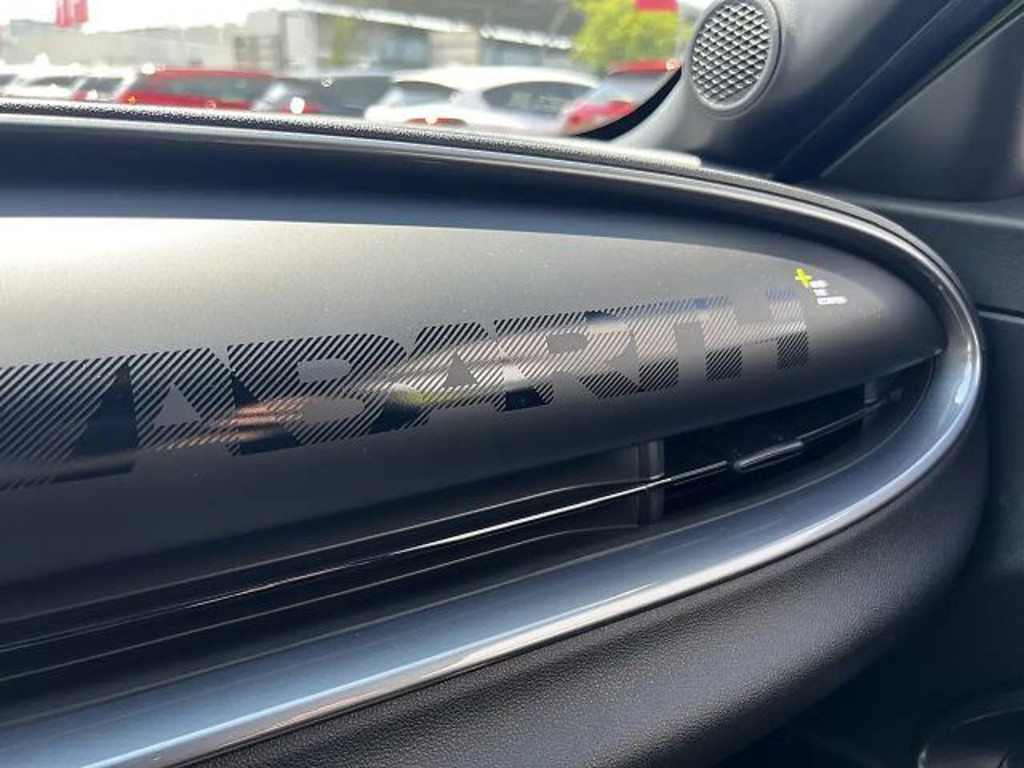 Abarth 600e