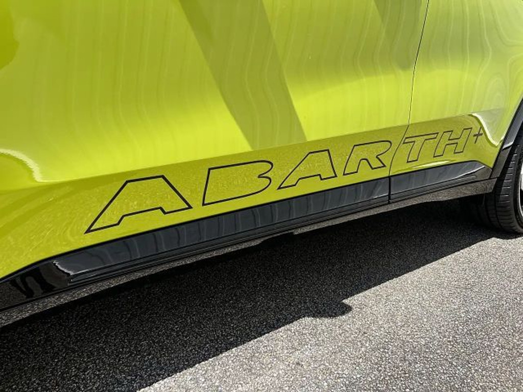 Abarth 600e