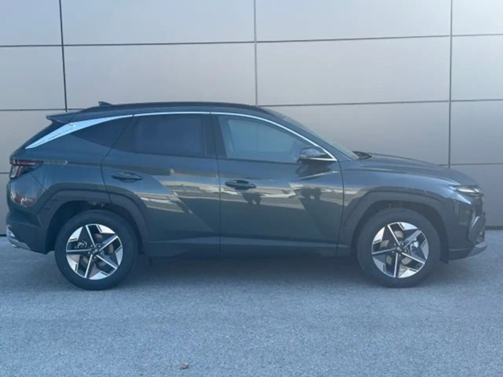 Hyundai Tucson 2WD 1.6