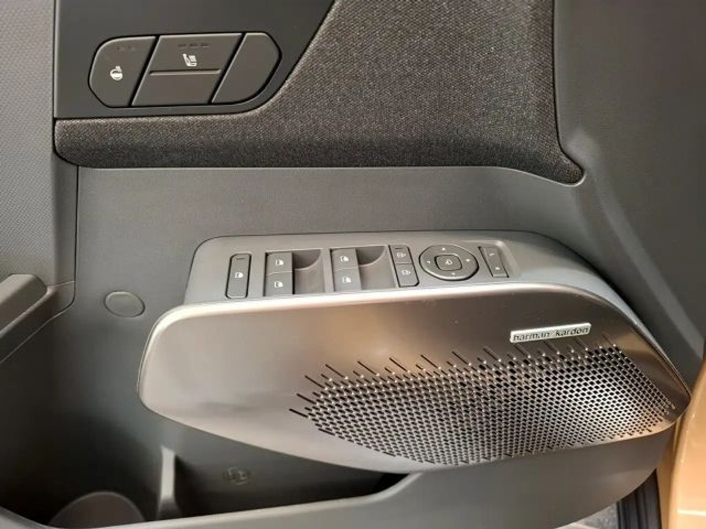 Kia EV2
