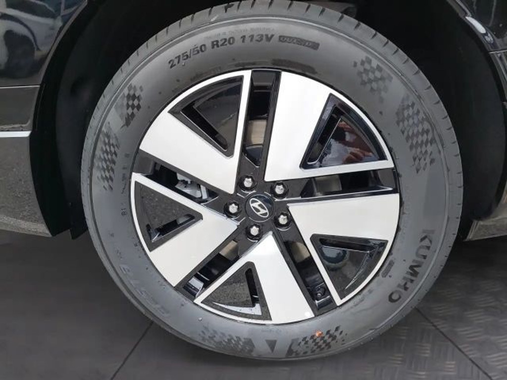 Hyundai IONIQ 9