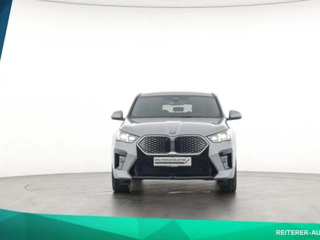 BMW iX2