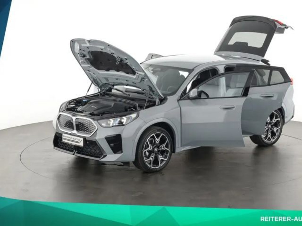 BMW iX2