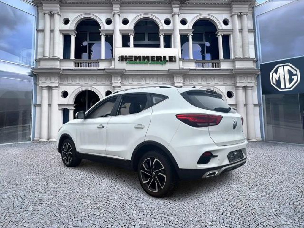 MG ZS