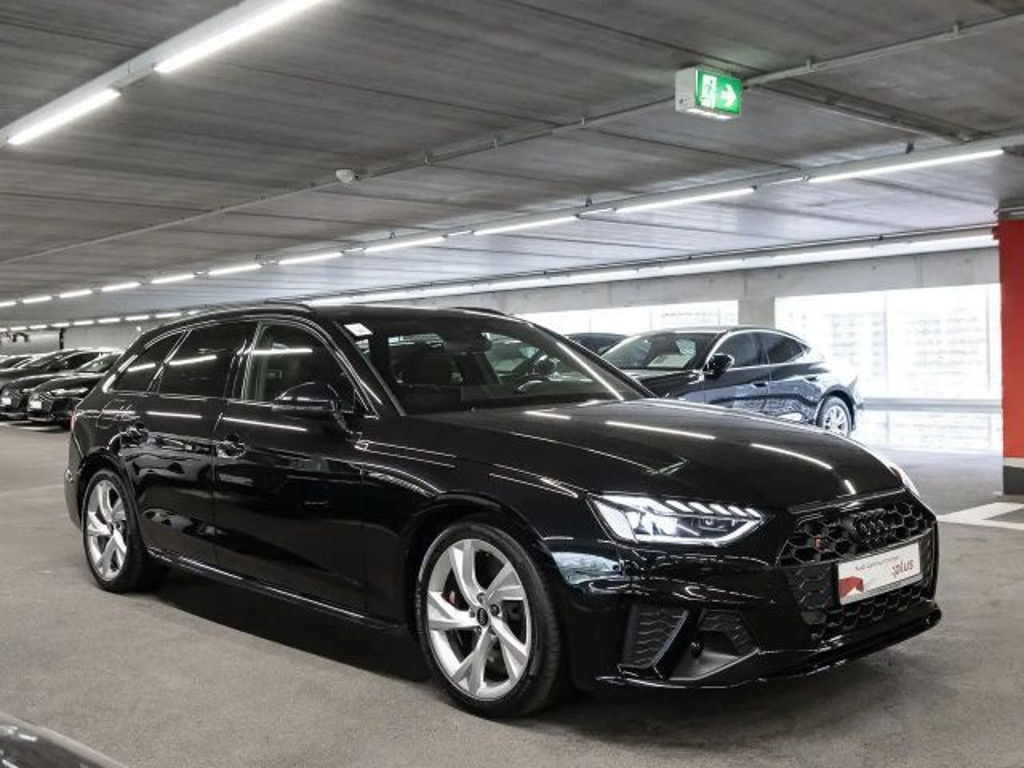 Audi S4