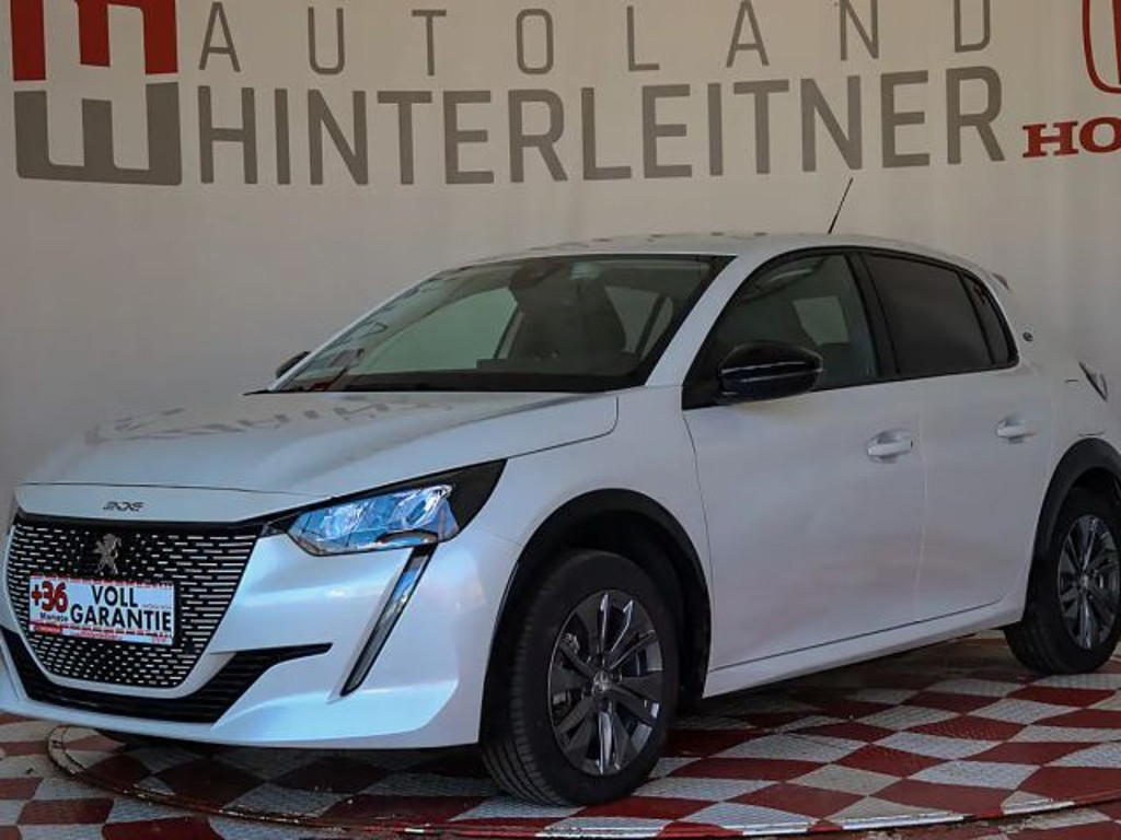 Peugeot e-208