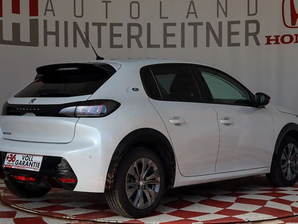 Peugeot e-208 Allure Pack